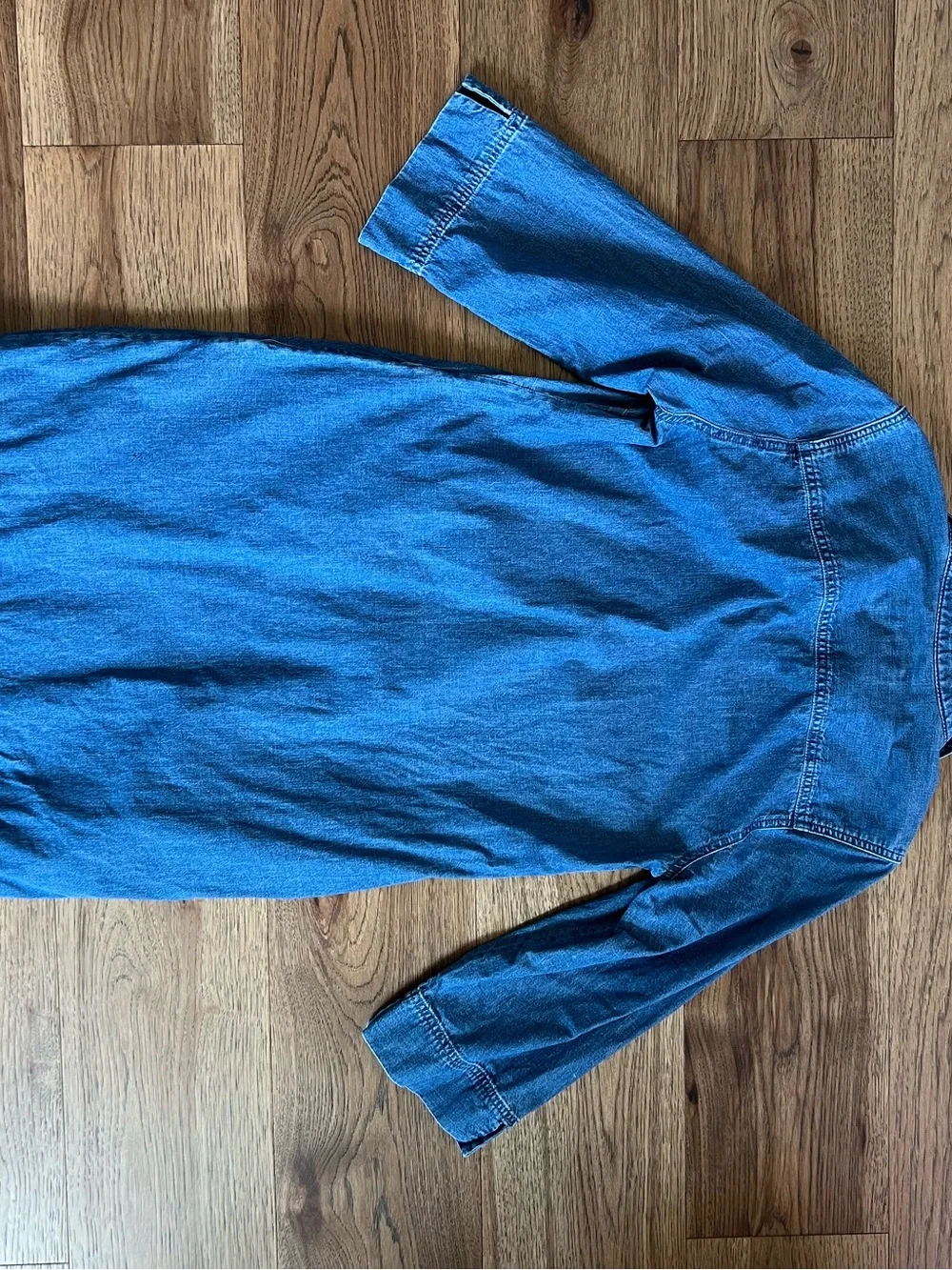 Tommy Bahama Blue Denim Mini Shirt Shift Dress Size Small - Picture 3 of 6